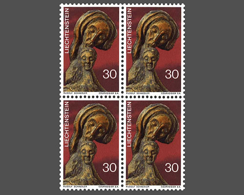 Christmas - Wooden sculpture by Rudolf S